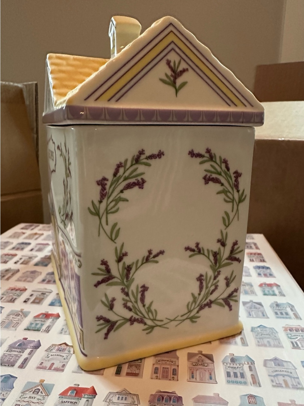 NWT Lenox Spice Village Recipe Box + Cards
Ships in Original Packaging & Boxes - Picture 11 of 14
